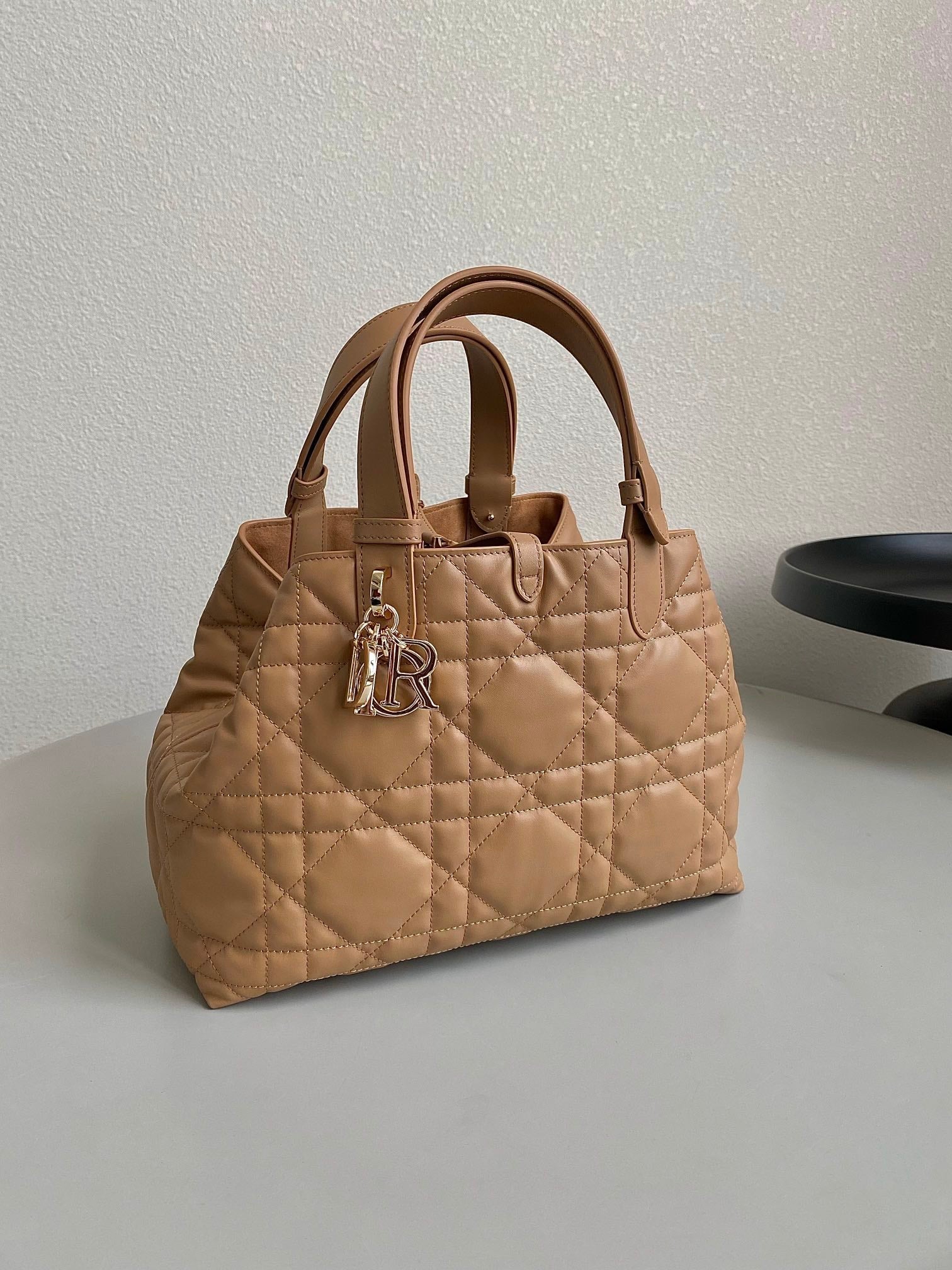 TOUJOURS 28 BAG LAMBSKIN