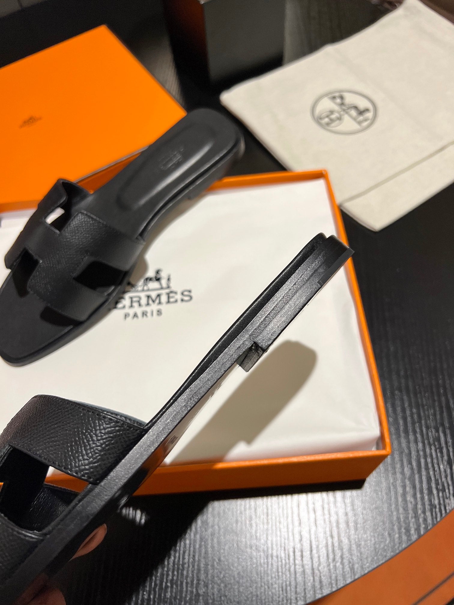 0RAN SANDAL Leather
