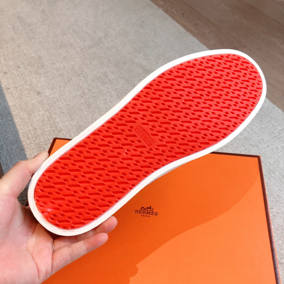 HM BOOMERANG SNEAKER WHITE AND CEDAR CALFSKIN