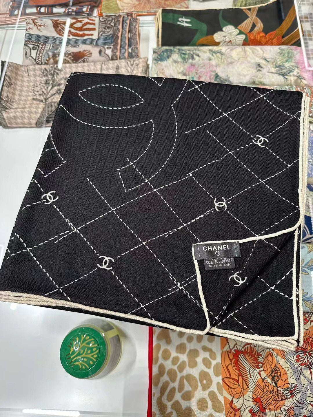 CC Square Scarf 140 CM In Black White Cashmere Silk 359322