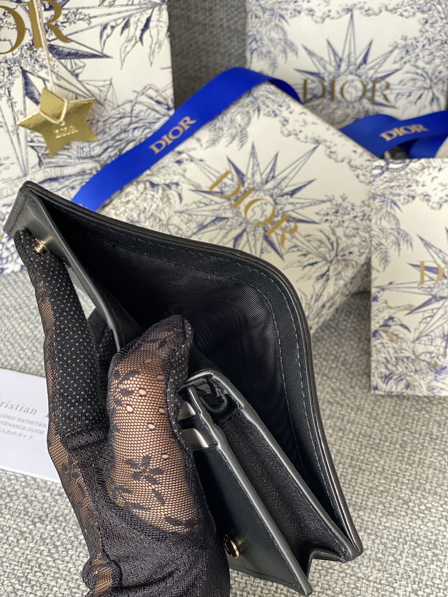 CD Caro 11cm Compact Wallet Calfskin