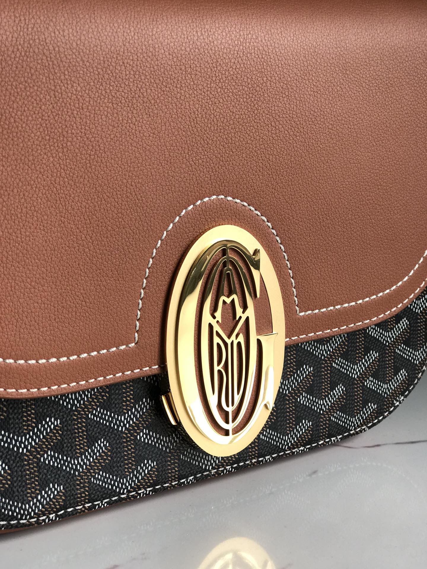 233 BAG 25 IN TAN CALFSKIN AND BLACK GOYARDINE CANVAS