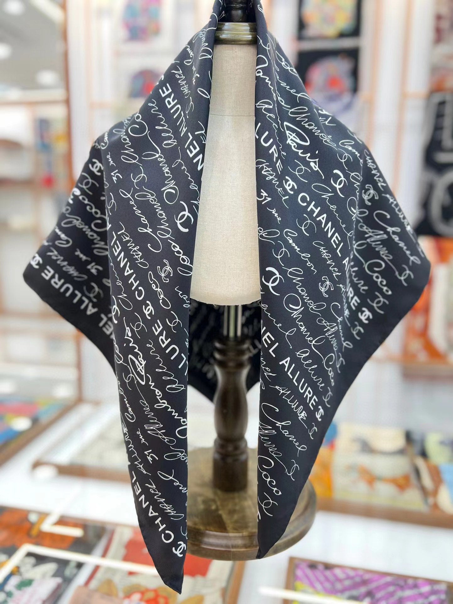 CC Square Scarf 90 CM In Black With White Text Silk  288695
