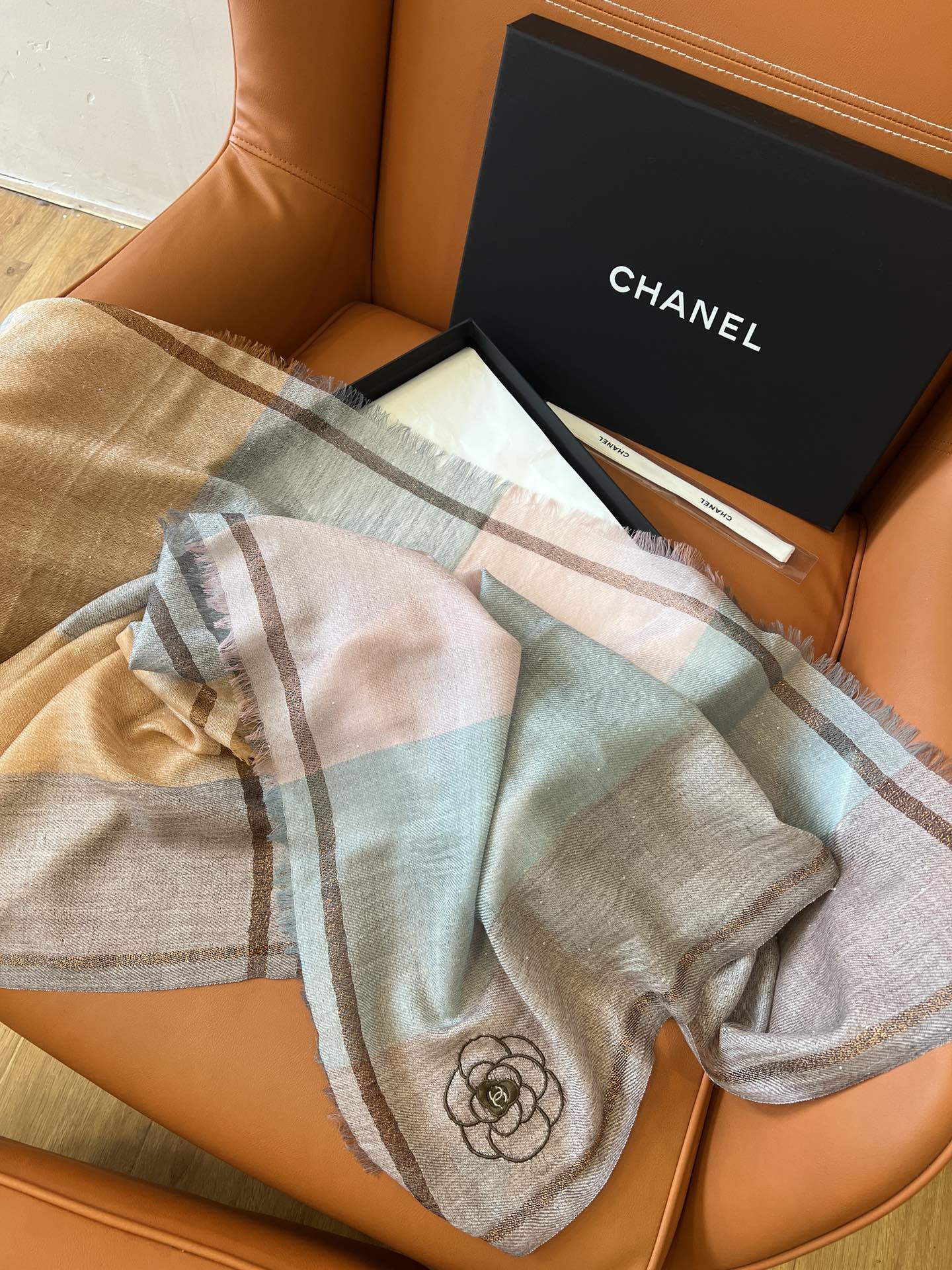 CC Square Scarf 100 CM In Colorful Cashmere And Wool Mix Sequin Fabric 345994