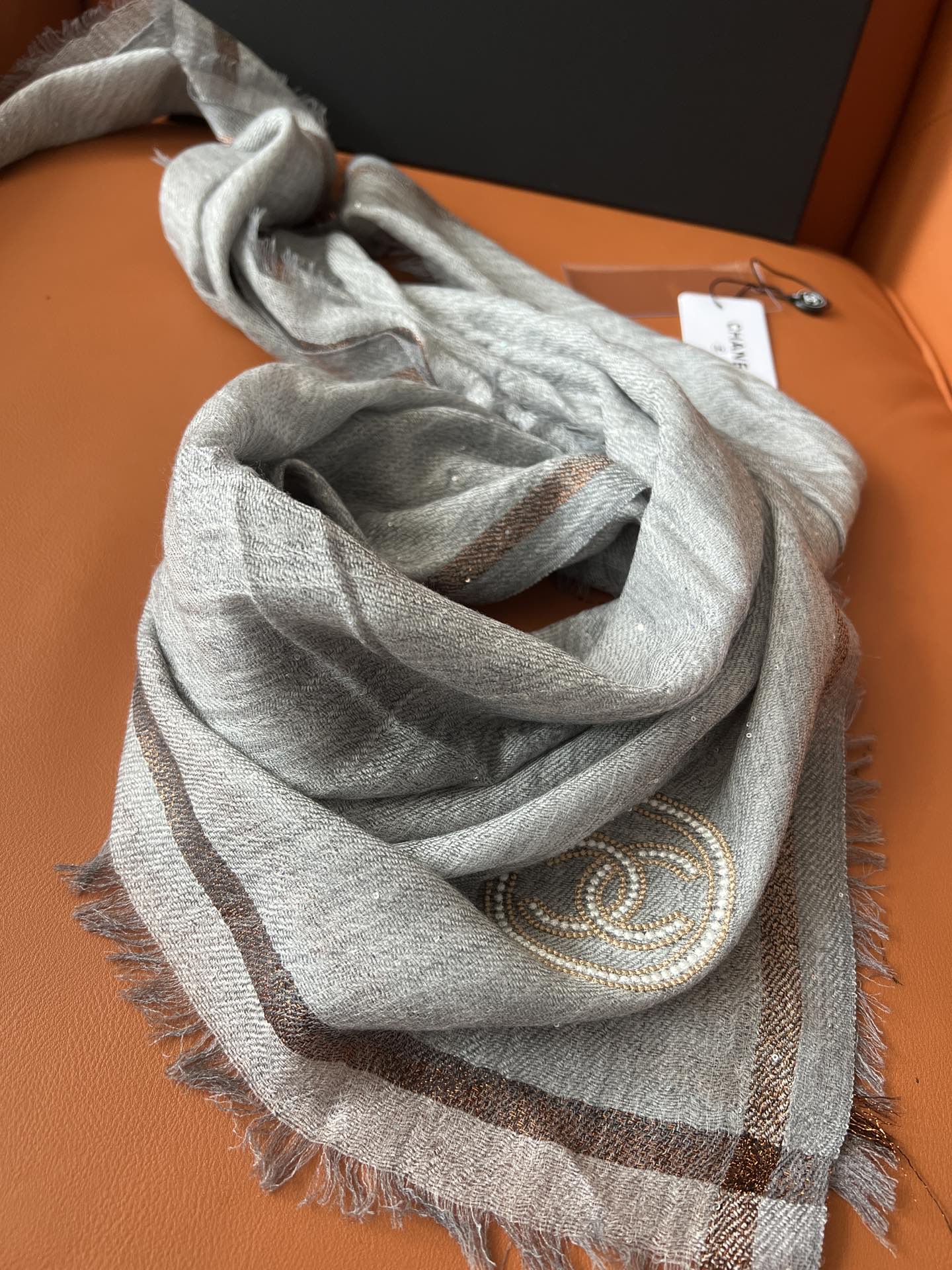 CC Square Scarf 100 CM In Grey Cashmere And Wool Mix Sequin Fabric 345992