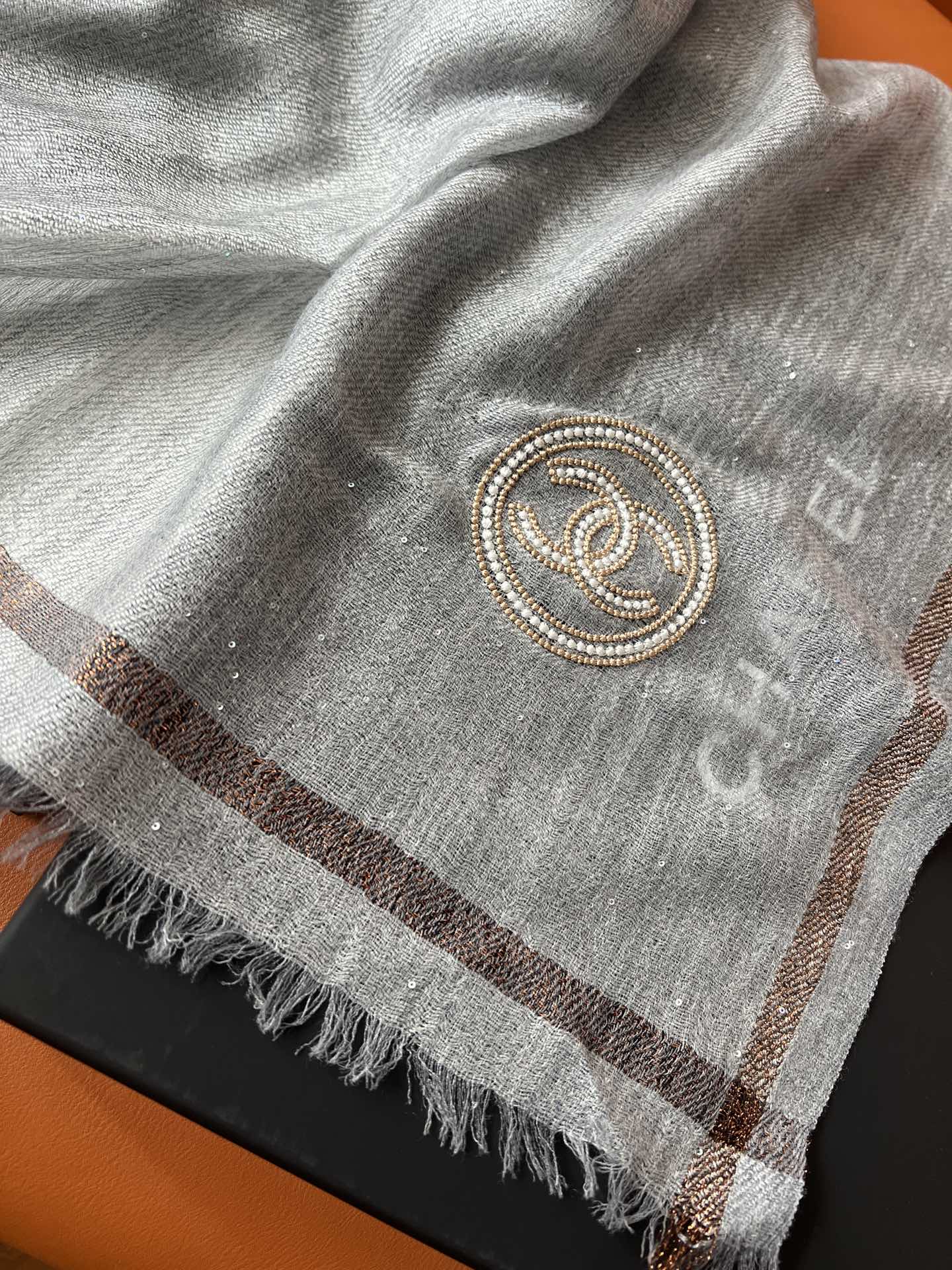 CC Square Scarf 100 CM In Grey Cashmere And Wool Mix Sequin Fabric 345992