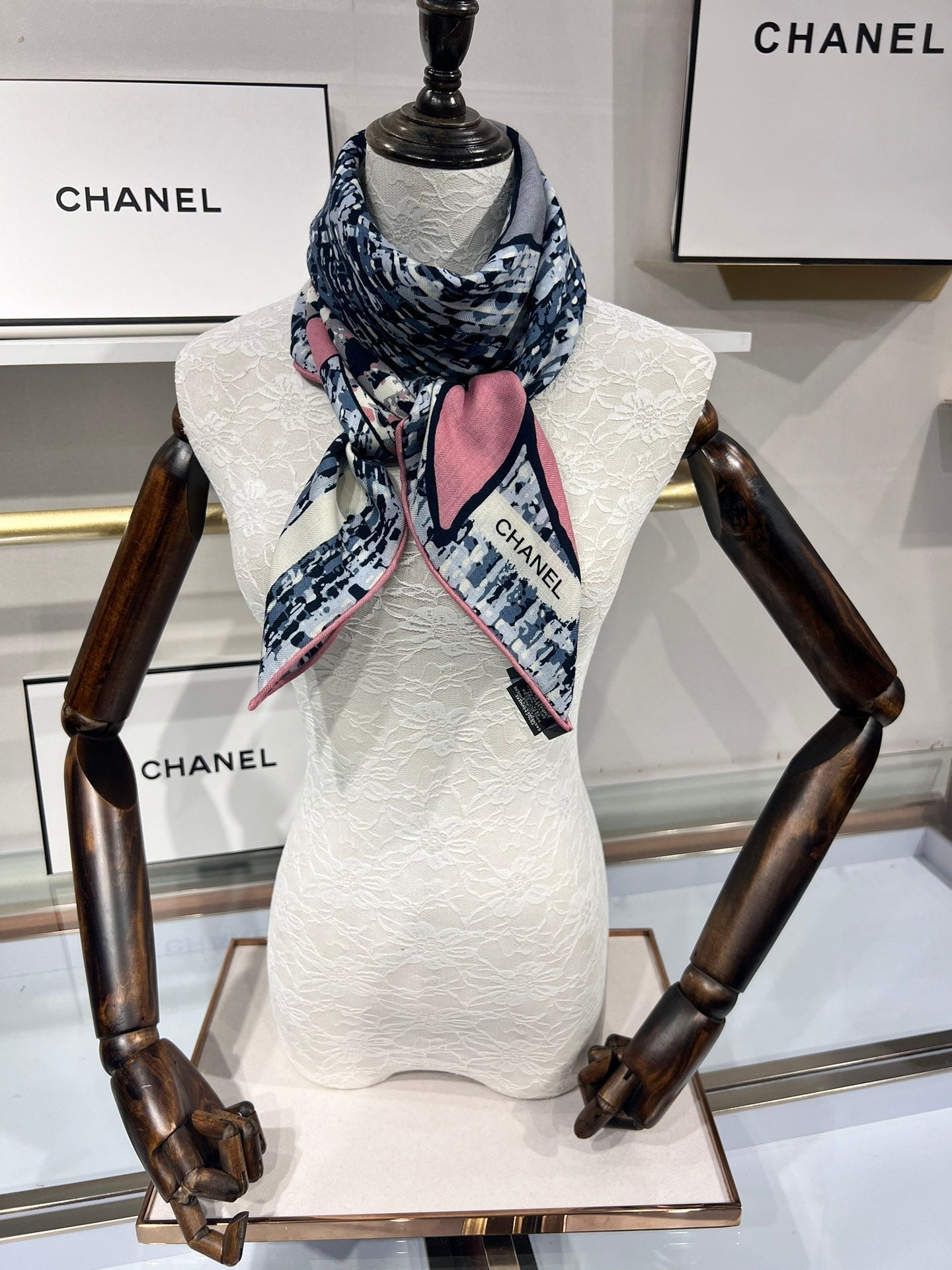 CC Scarf 110 CM In Colorful Cashmere Silk  413605