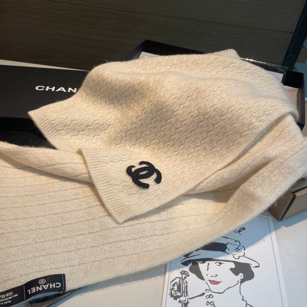 CC Scarf 200 CM In White Cashmere 405174
