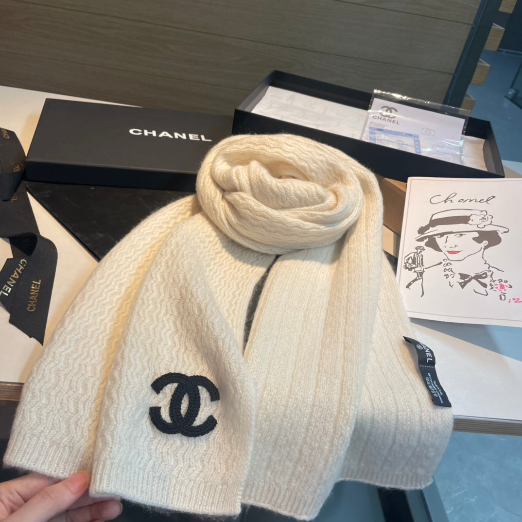 CC Scarf 200 CM In White Cashmere 405174