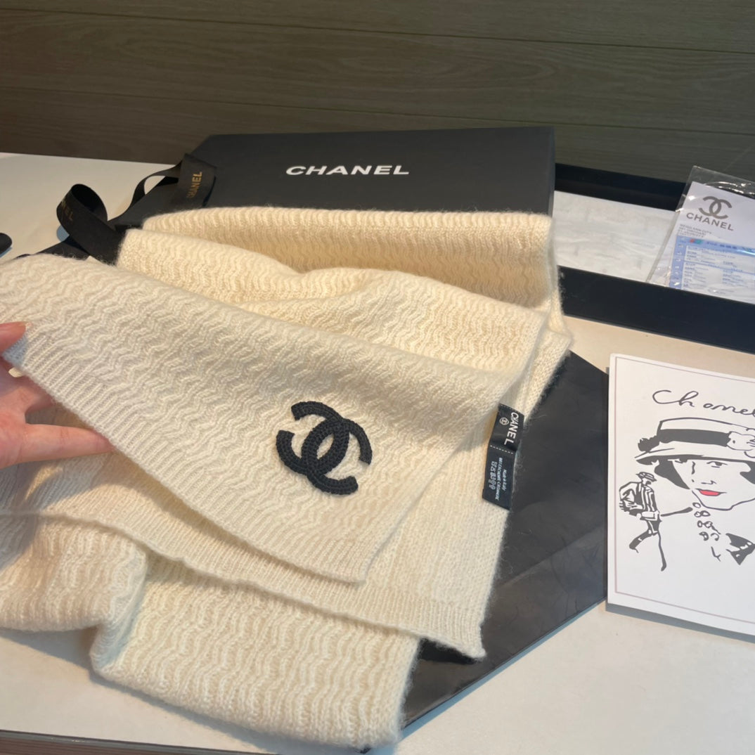 CC Scarf 200 CM In White Cashmere 405174