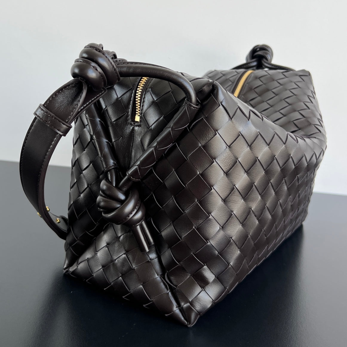 BV Loop Weekender 38cm Chocolate Calfskin