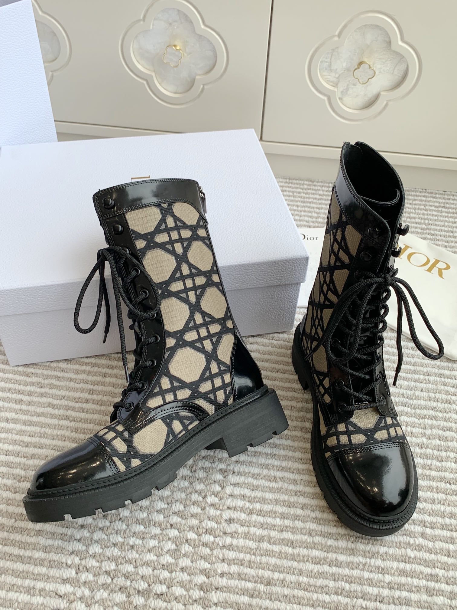 CD D-Unit Ankle Boot In Dark Beige Mix Black Canvas And Glossy Cowhide  105082