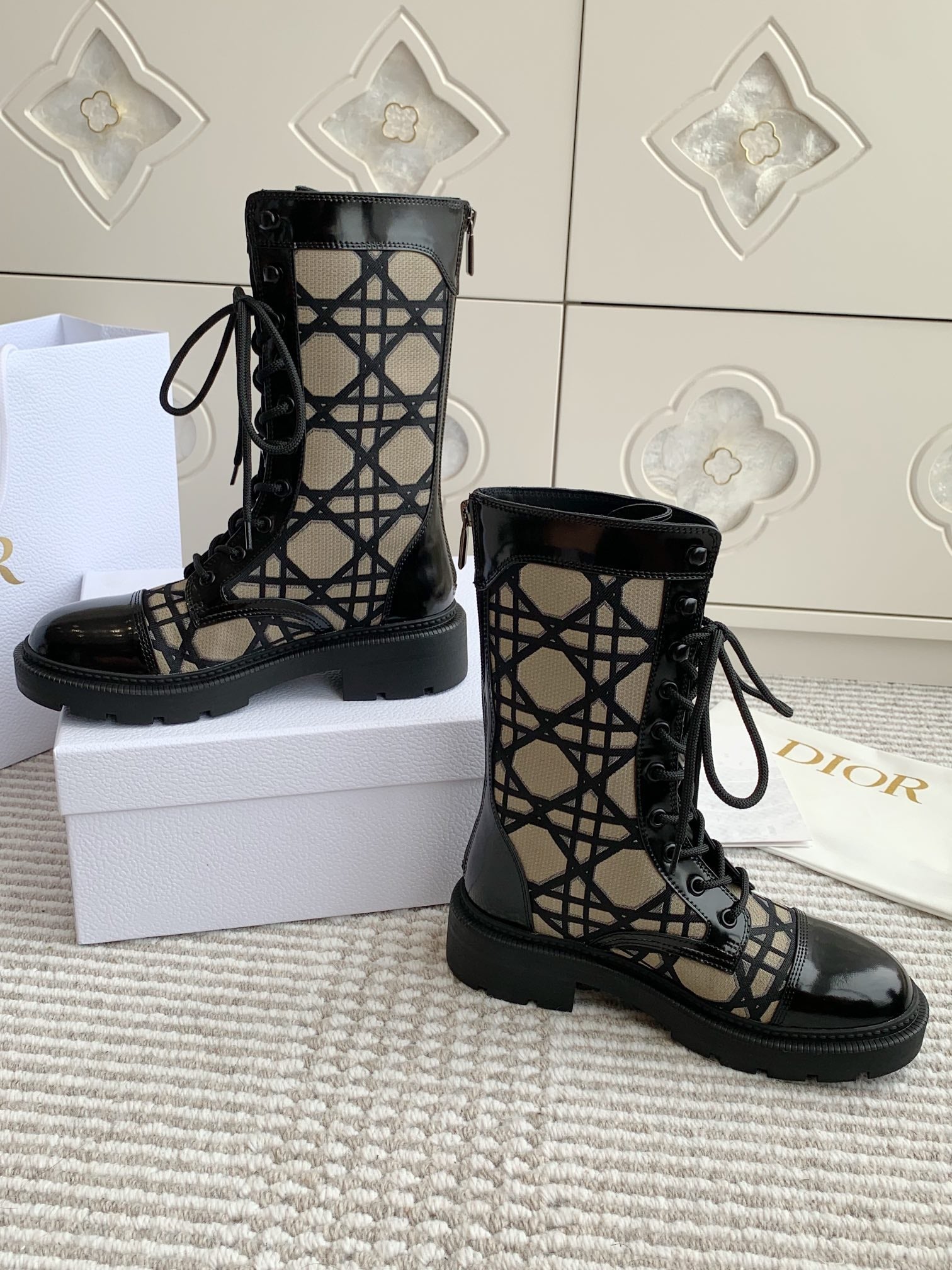 CD D-Unit Ankle Boot In Dark Beige Mix Black Canvas And Glossy Cowhide  105082