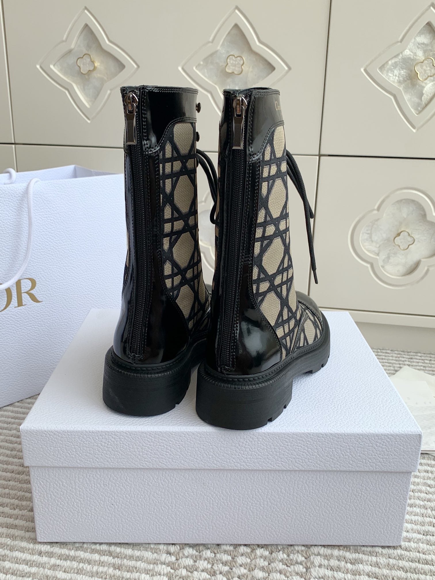 CD D-Unit Ankle Boot In Dark Beige Mix Black Canvas And Glossy Cowhide  105082