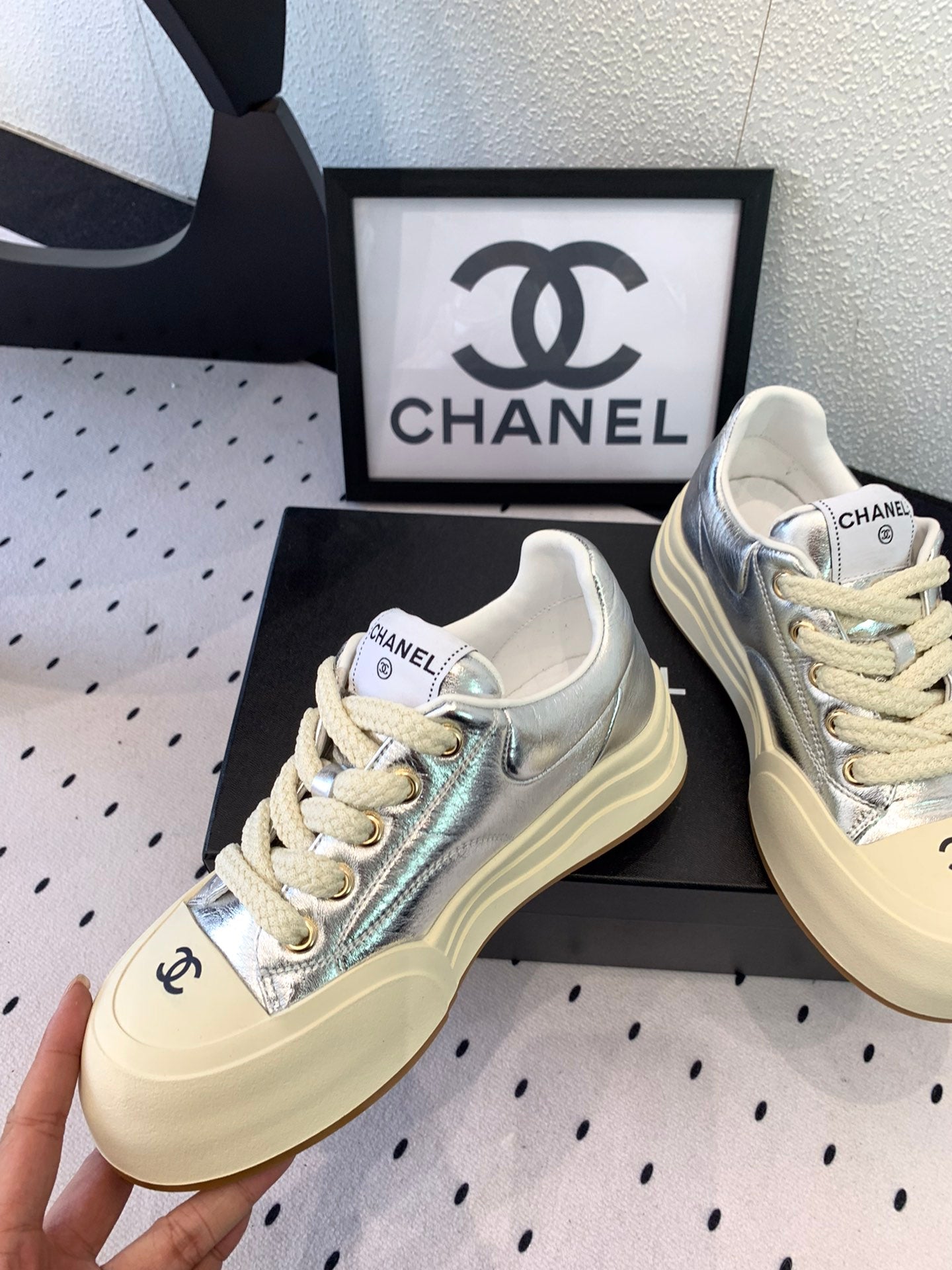 CC Sneaker 50mm In Silver Cowhide 147068