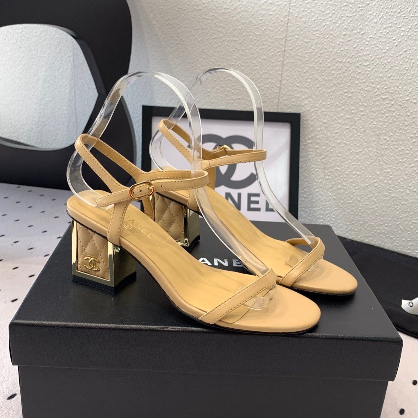 CC Sandal In Dark Beige Lambskin 147094