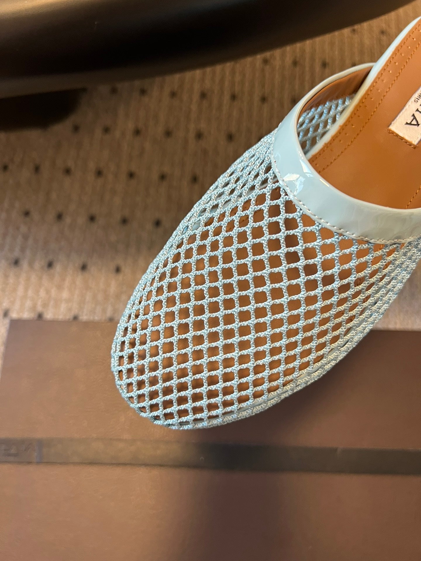 Alaia 25 Fishnet Flat Mules Lagoon Green Lampskin 303684