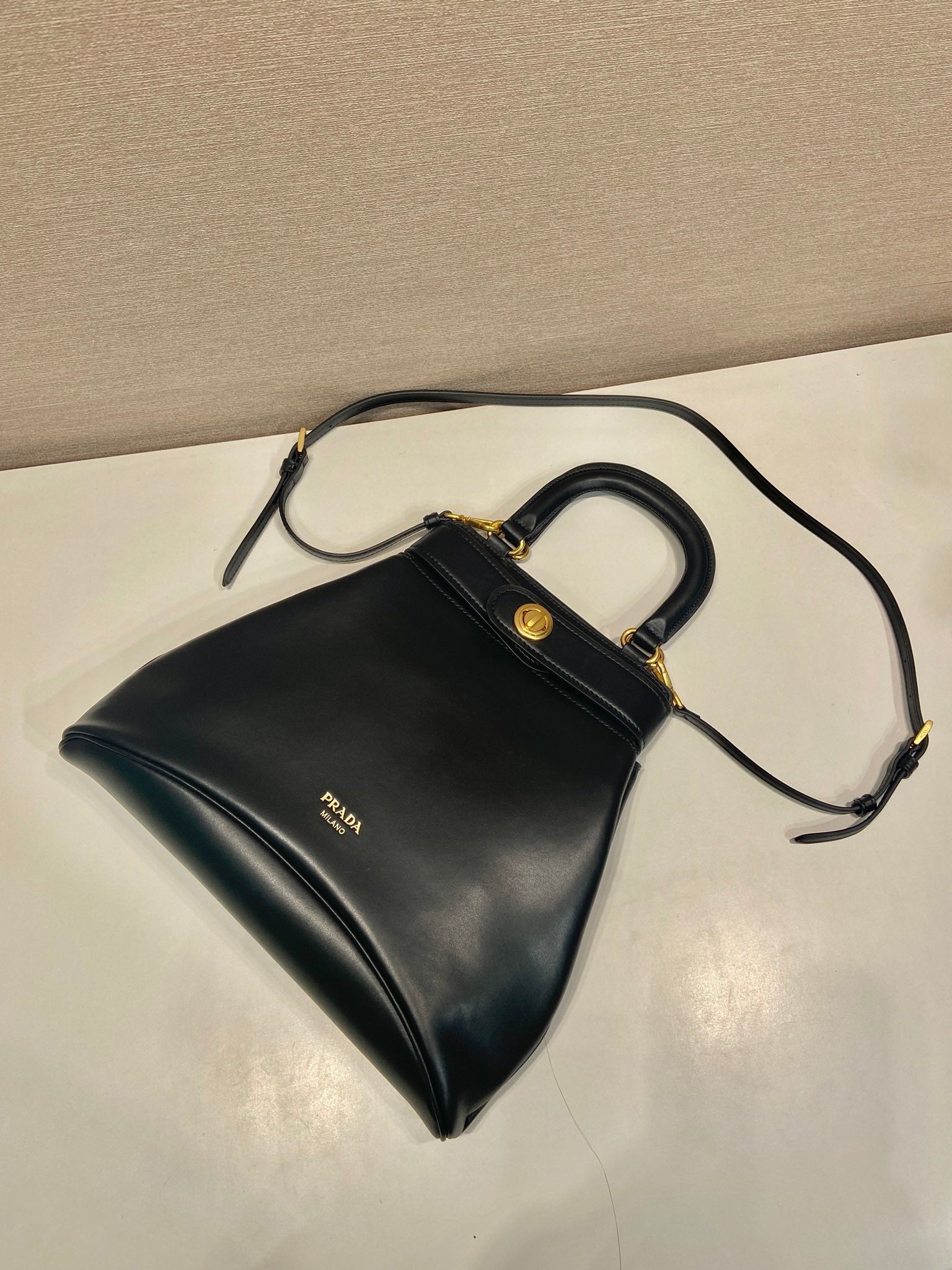 Prada 2026 Etude Tote Bag 31cm Black Calfskin 345464
