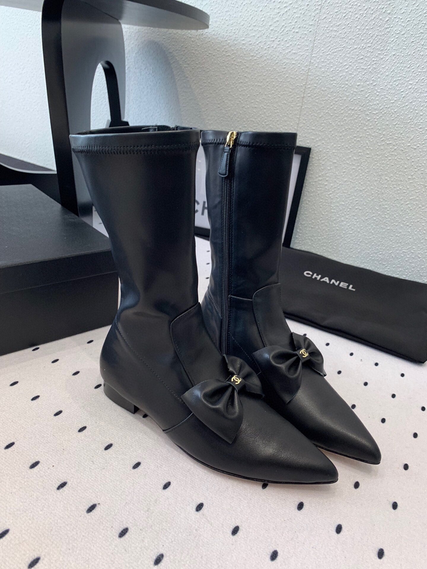 CC 25 Bow-knot Short Boot Black Sheepskin 514063