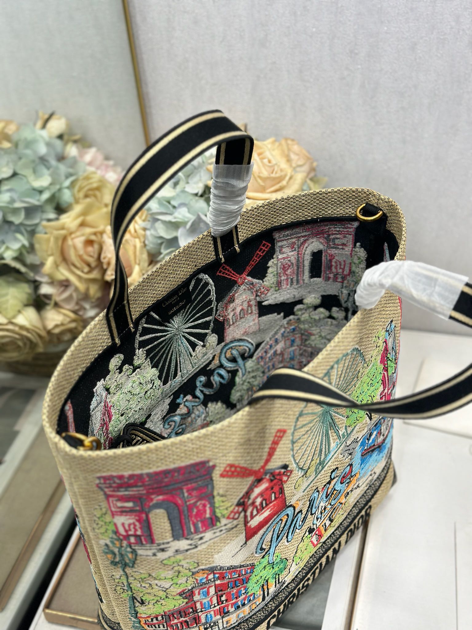Dior 2026 City Postcard Resort Style Handbag "Paris Exclusive" Canvas 288604