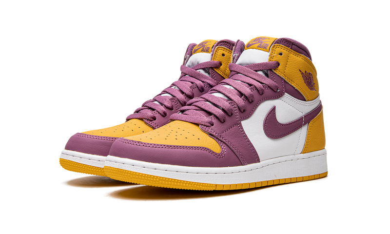 Nike Air Jordan 1 Yellow Purple Cowhide 03