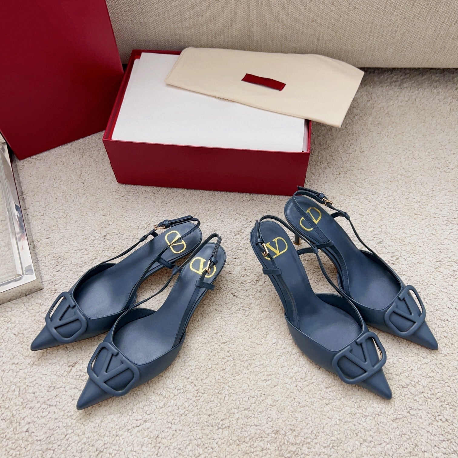 Valentin Vlogo Signature Slingback Blue Calfskin