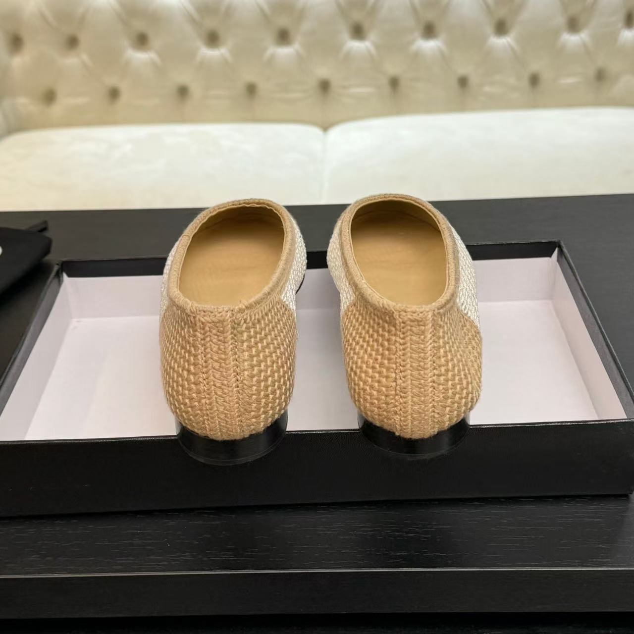 CC 25 Ballet Flat Raffia
