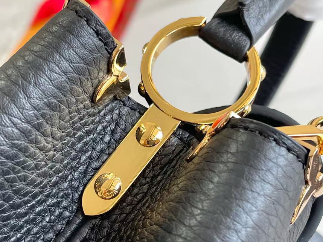 LV Capucines Hanbag Black Gold Cowhide