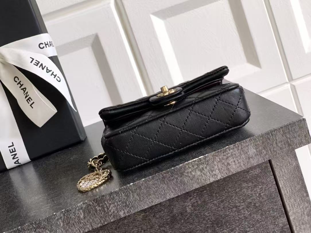 Chanel Bag 12.5cm Black Gold Lambskin