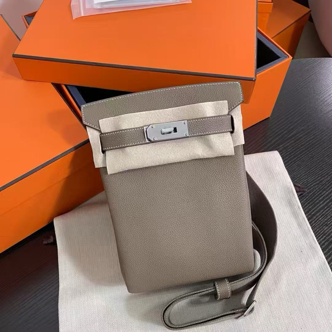 HM 25 Hac a Dos PM Bag Etoupe Silver Togo Leather