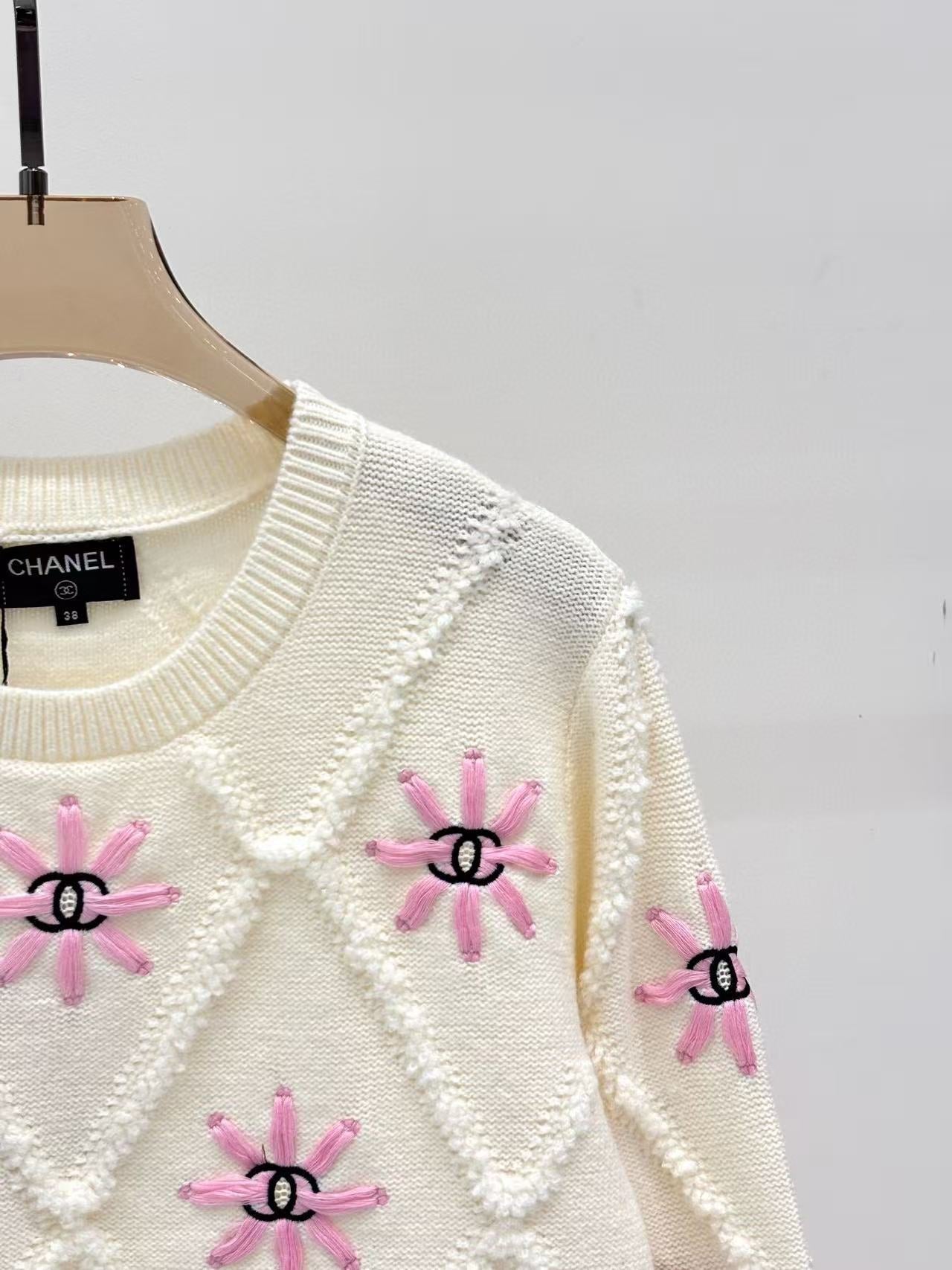 Chanel 2025 Knit Sweater With Pink Floral Motifs