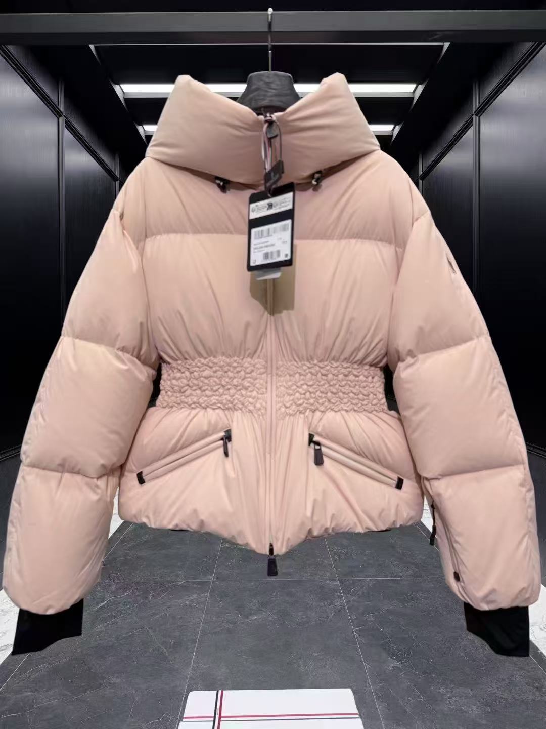 Moncler 2026 Wollemi Hooded Insulated Ski Jacket Pink Down Polyester