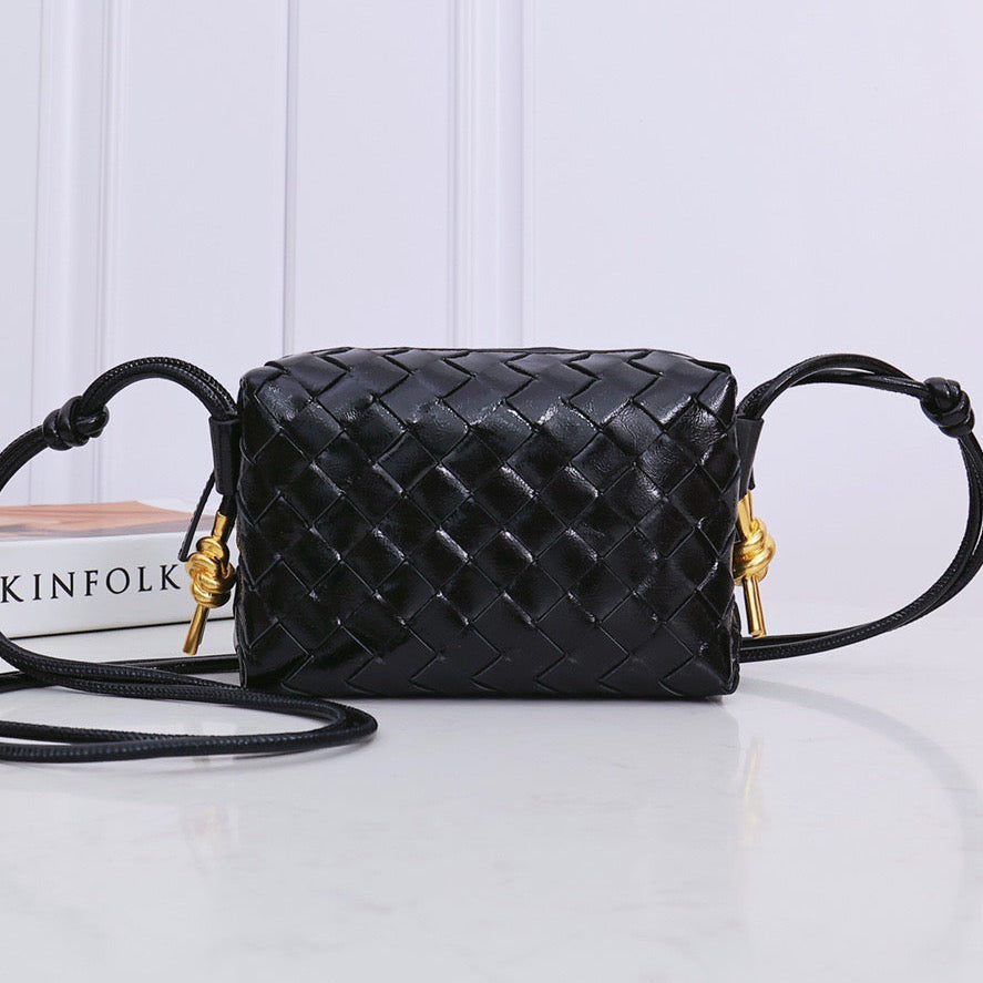 Bottega Veneta 2026 Mini Loop Metal Knots Black Calfskin