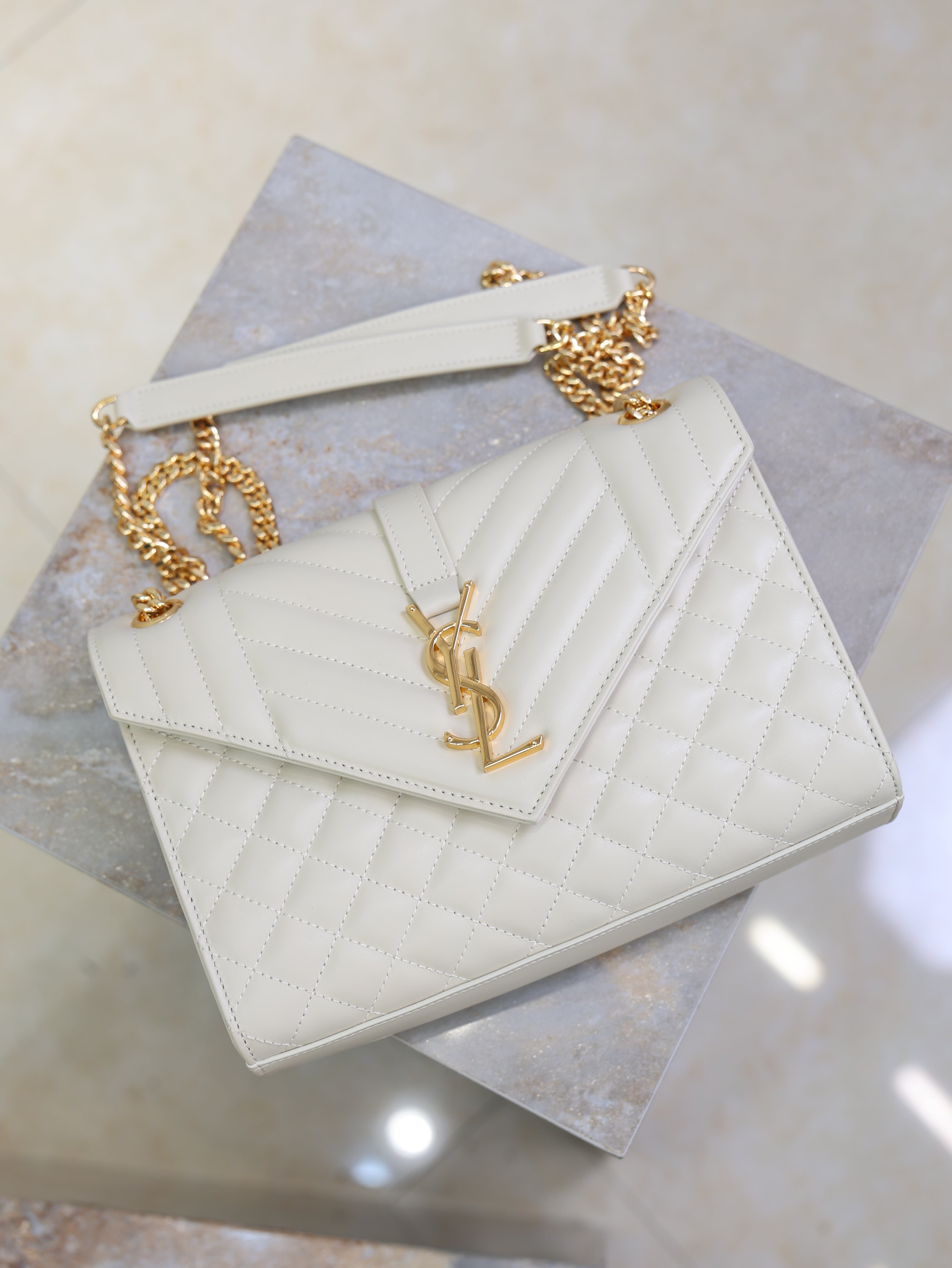 YSL 2026 Envelope In Quilted Grain De Poudre White Embossed Leather
