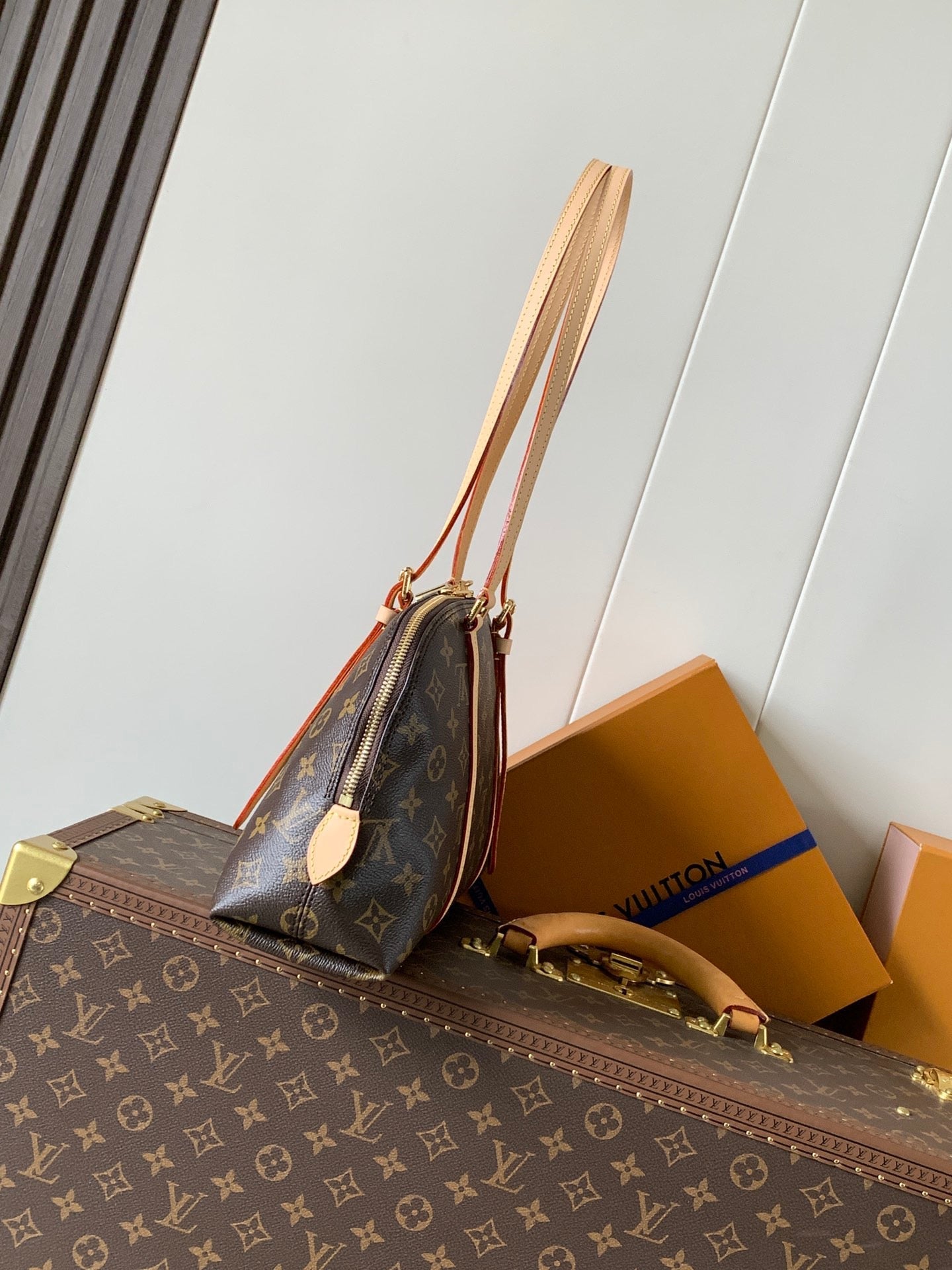 Louis Vuitton 2026 Squire East West Bag 30cm Brown Beige Canvas Leather