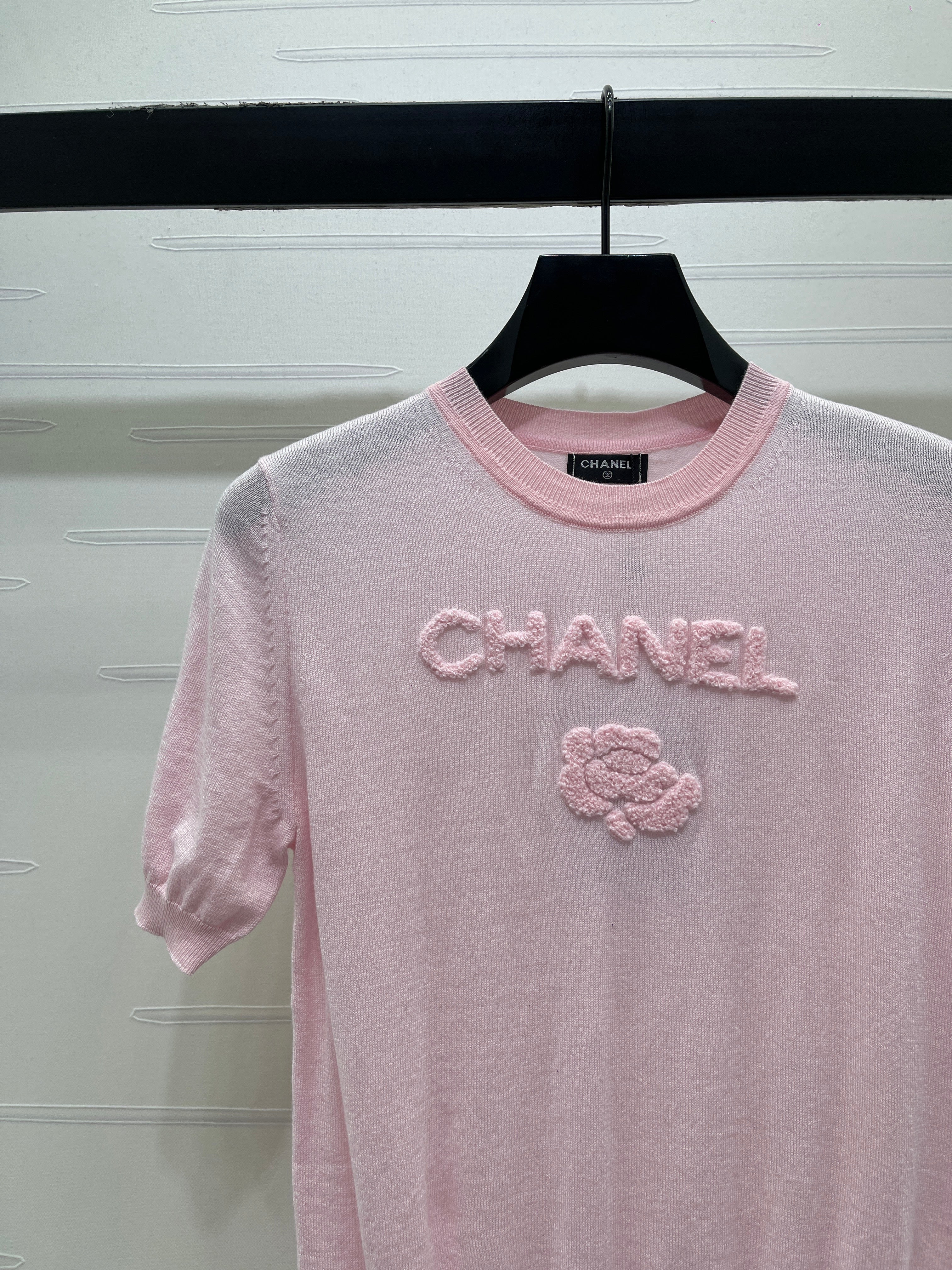 Chanel 2026 Flower T-shirt Black and Pink Tencel