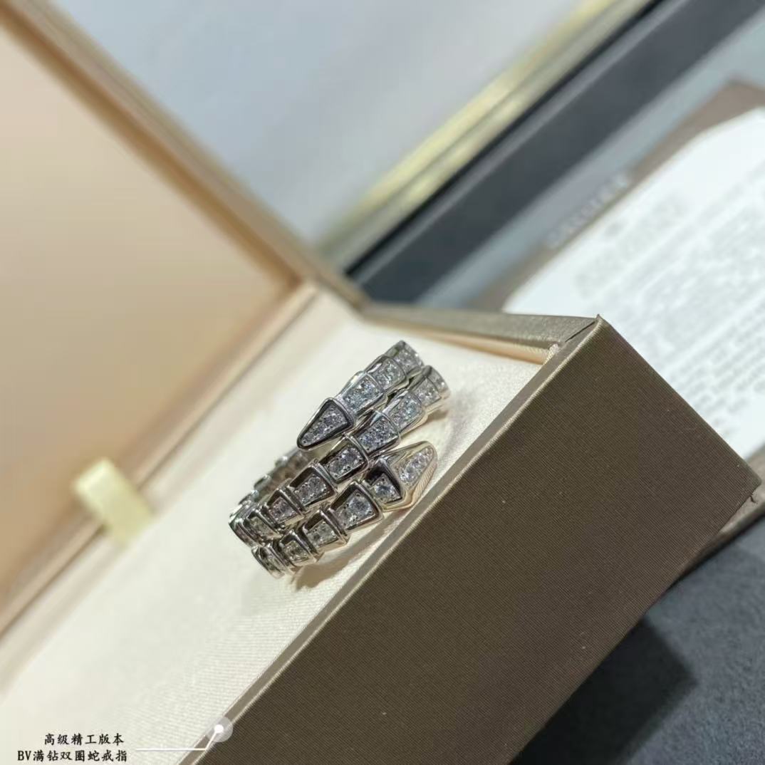 SERPENTI RING WHITE GOLD DIAMOND DOUBLE ROW