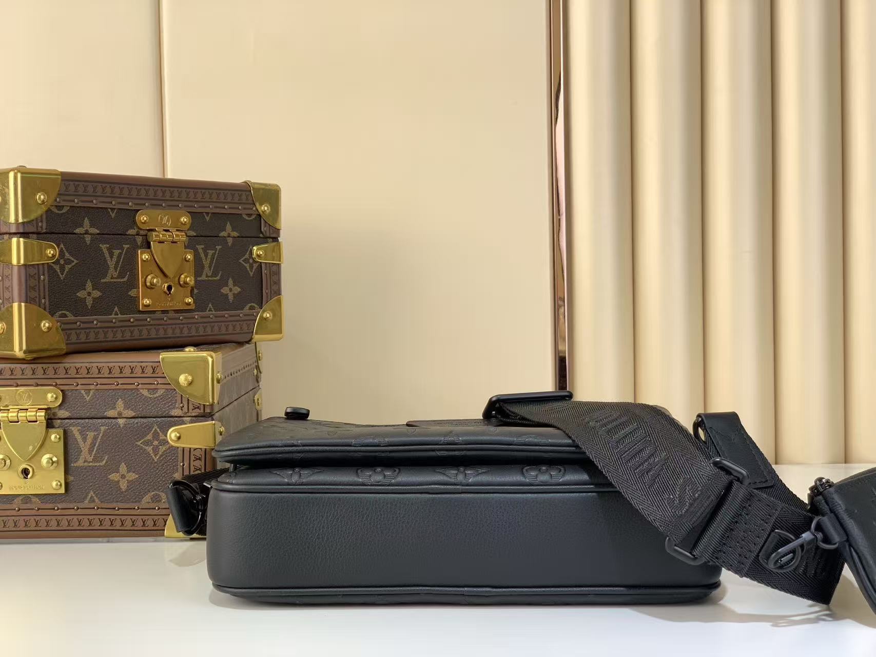 LV 2026 Trio Messenger Black Monogram Shadow Leather