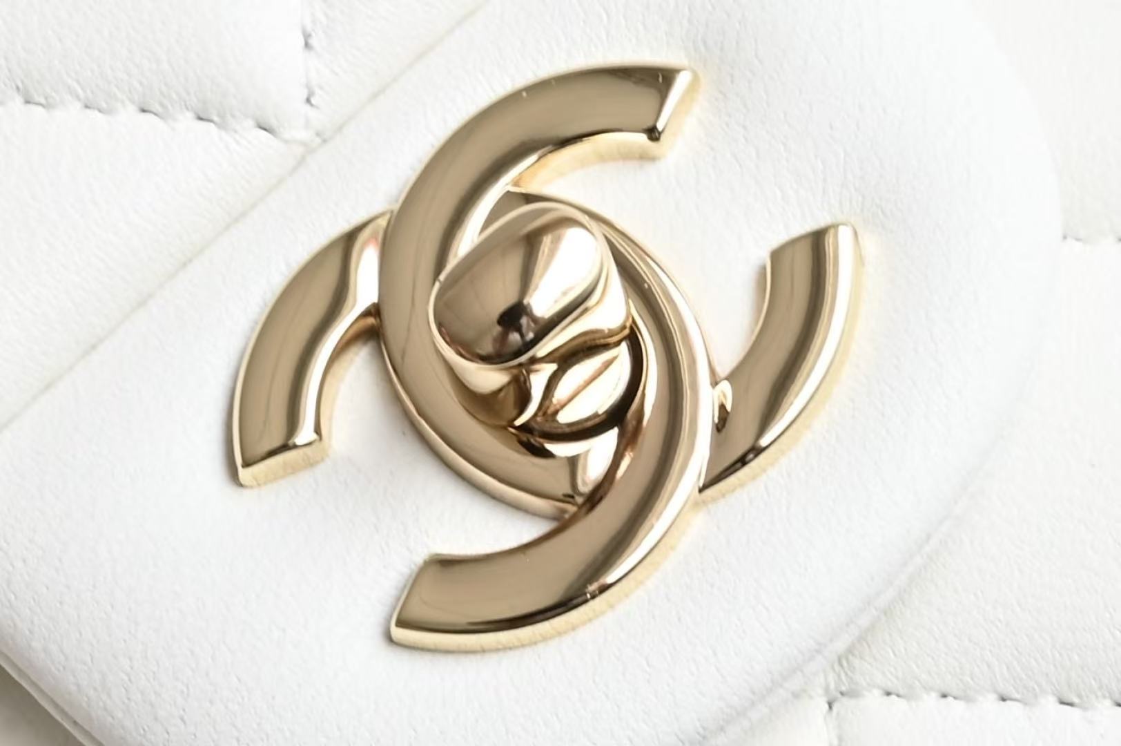 Chanel Flap With Top Handle 20cm White Lambskin