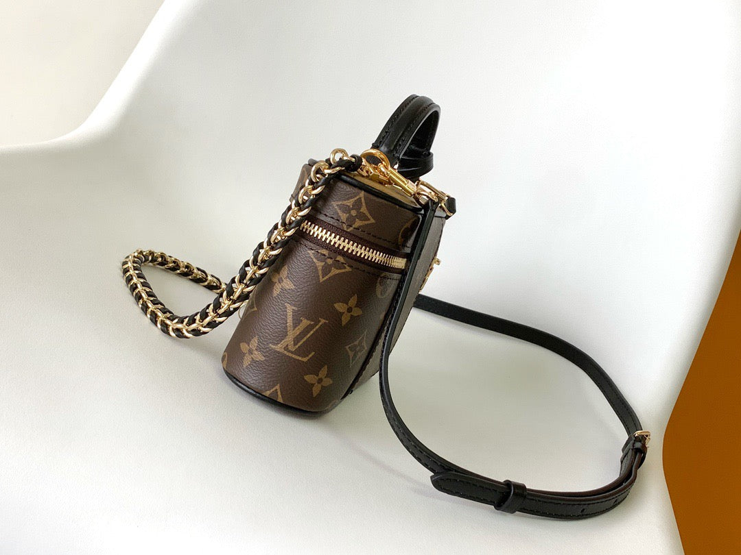 LV 2026 Vanity Chain Pouch Brown Black 19cm Monogram Canvas