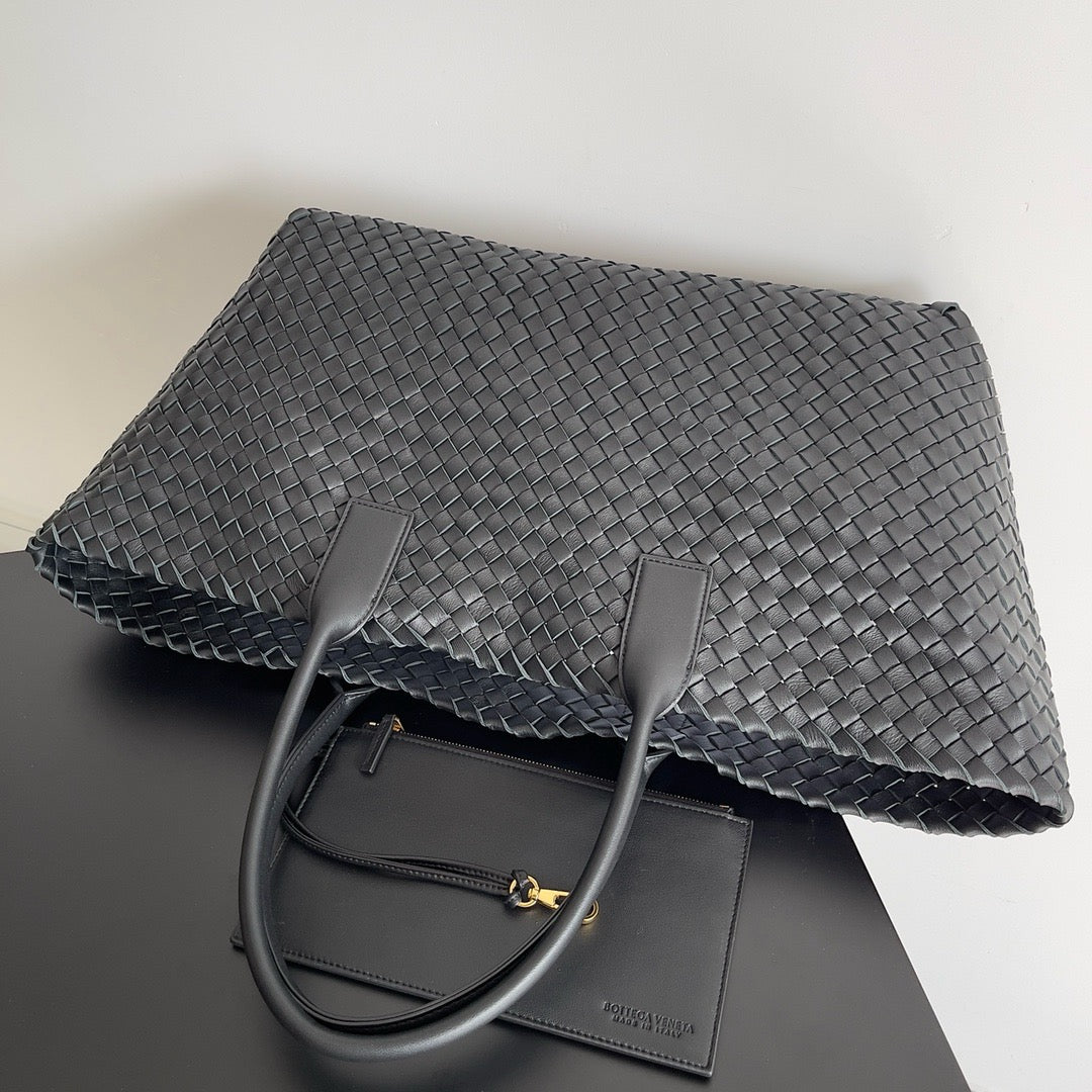 Bottega Veneta 2026 Cabat Tote Bag 51cm Black Lambskin