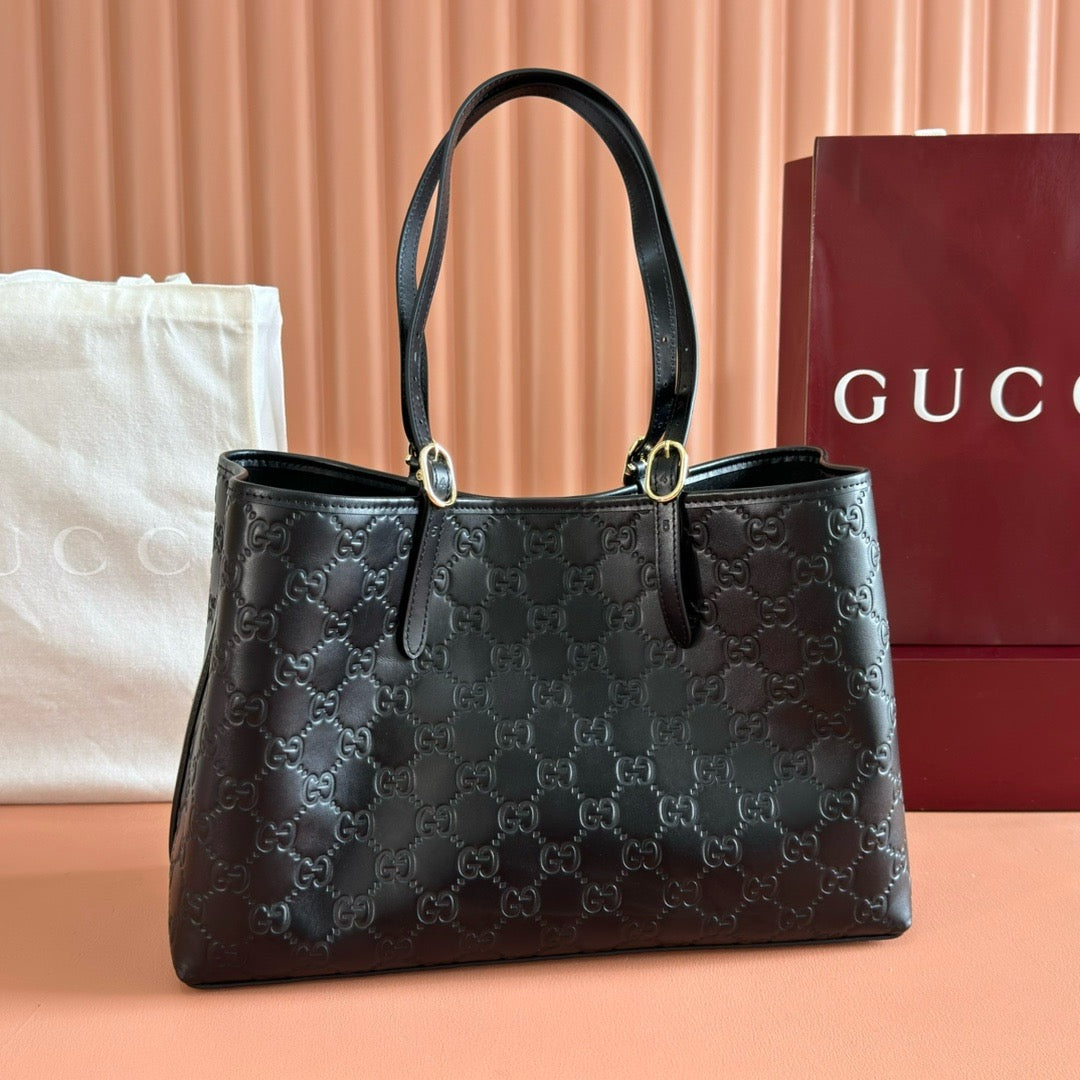 Gucci 2026 GG Emblem Tote Bag 38cm Black Leather