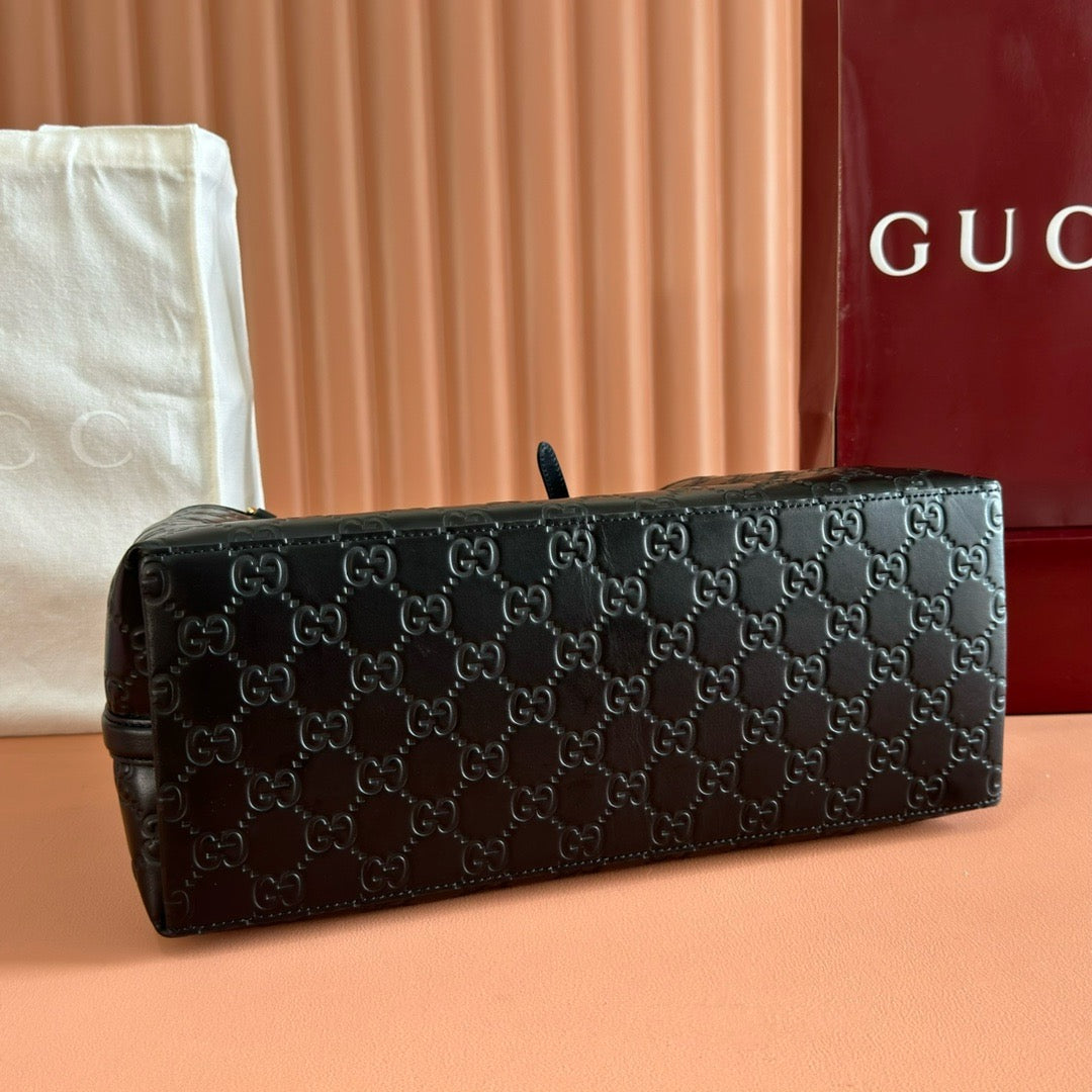 Gucci 2026 GG Emblem Tote Bag 38cm Black Leather