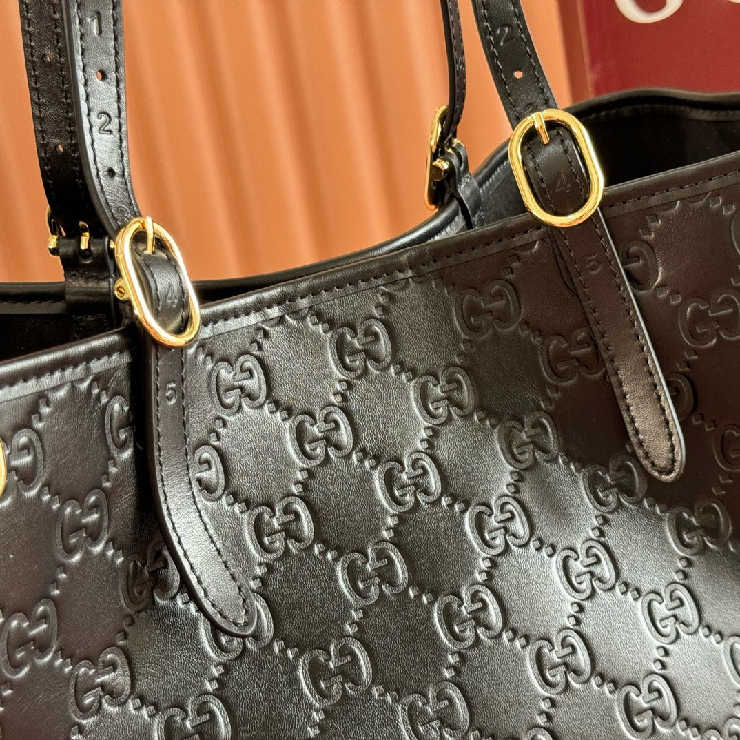 Gucci 2026 GG Emblem Tote Bag 38cm Black Leather