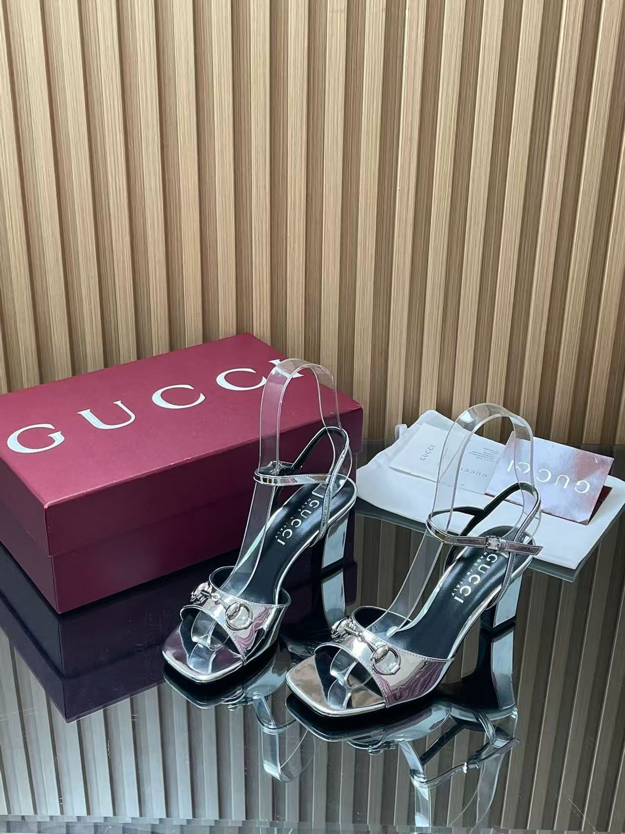 Gucci 2026 Signora Sandal 70mm Silver Leather