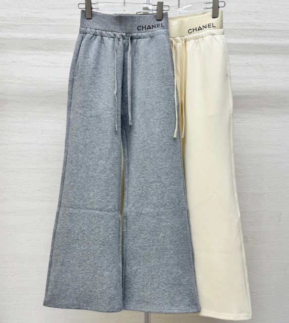 Chanel 2026 Rhinestone Waistband Casual Pant Cotton 356983
