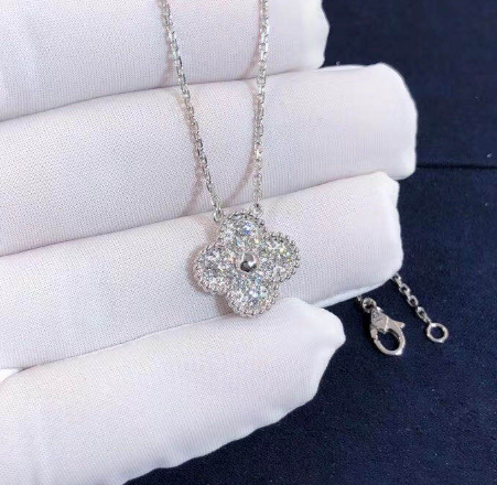 Van Cleef & Arpels Sweet Alhambra Pendant Necklace