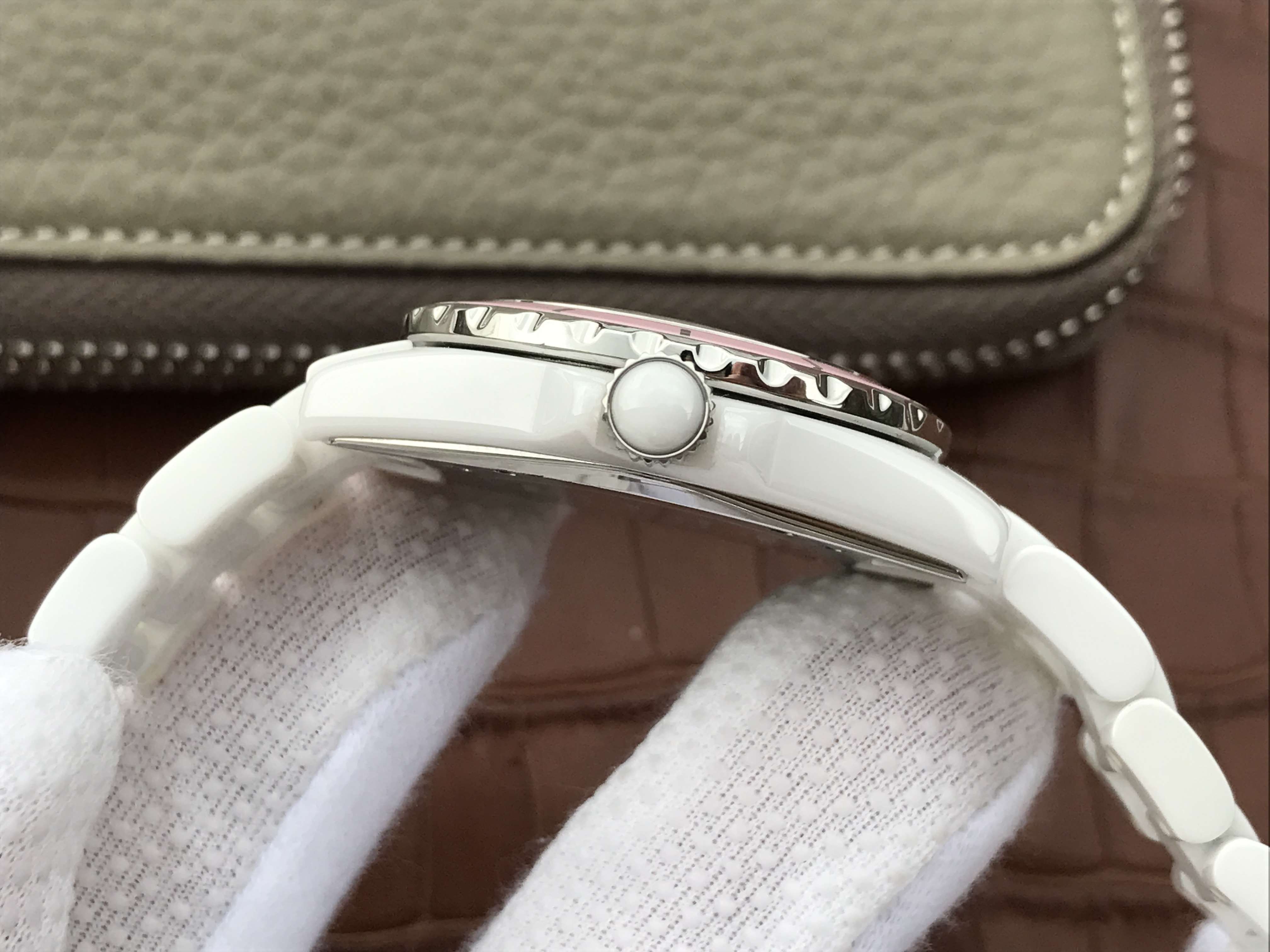 J12 PINK BEZEL WHITE DIAL DIAMOND NUMERALS 33MM