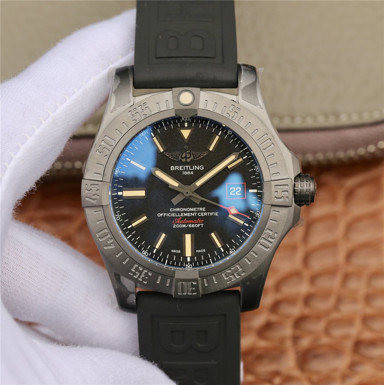 AVENGER SEAWOLF 44MM STAINLESS STEEL BLACK DIAL