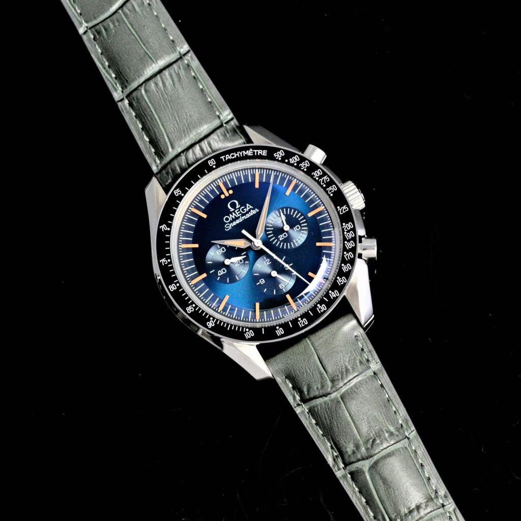 Omega Speedmaster Professional Moonwatch 42cm Blue Dial Khaki Leather Strap